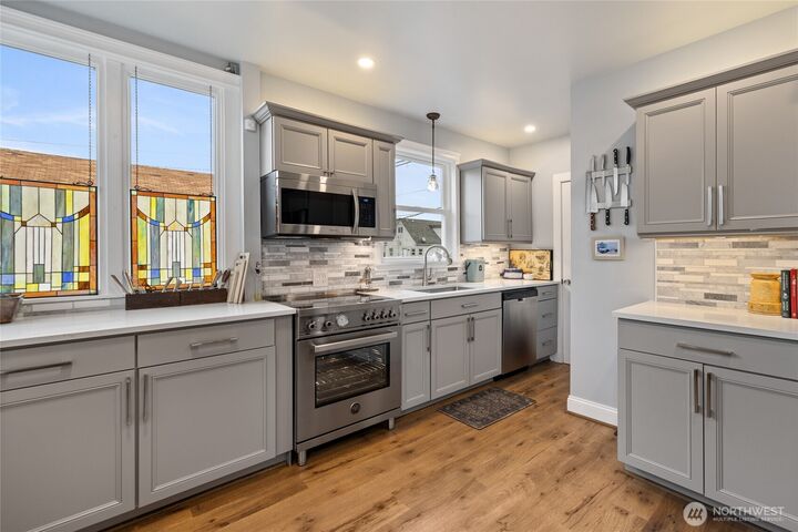 Property Photo: 1211 S 17th Street WA 98405