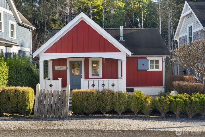 Property Photo:  73  Sellwood Lane  WA 98571 