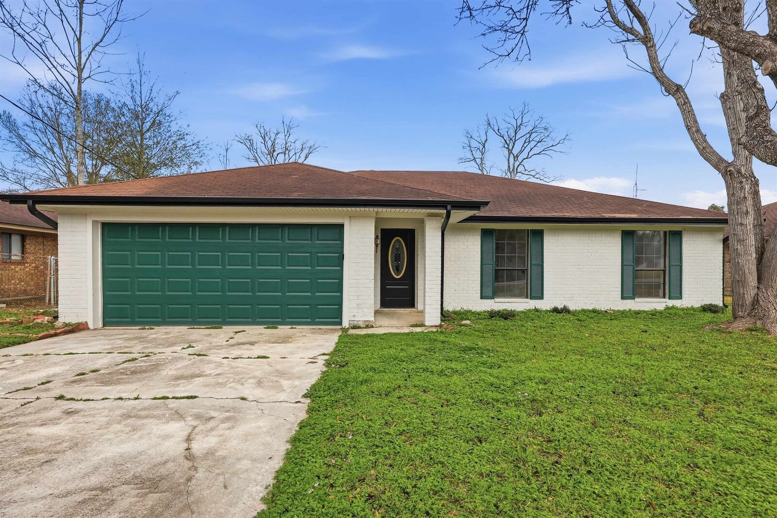 Property Photo: 8540 Washington Blvd TX 77707
