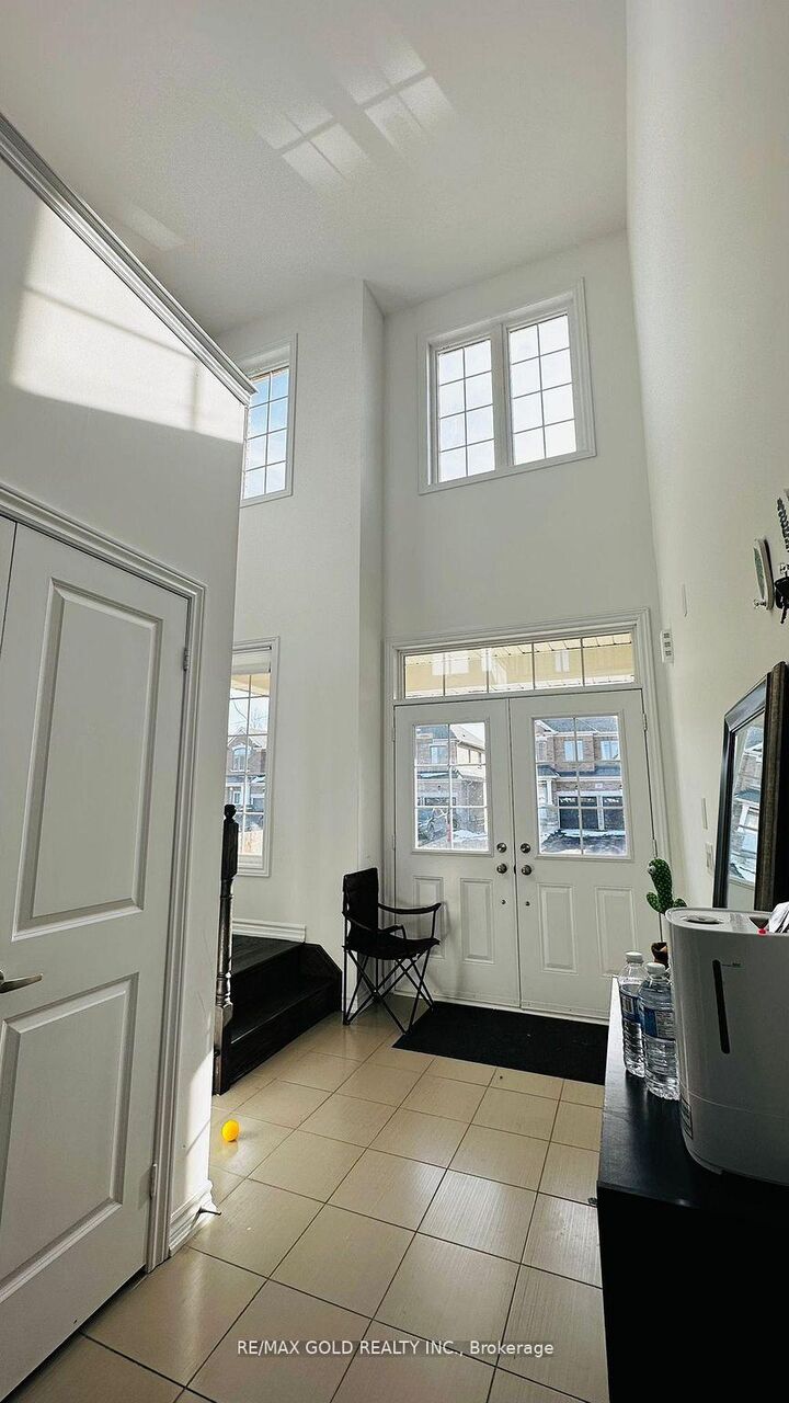 Property Photo: 27 Aitchision Avenue ON N0C 1B0