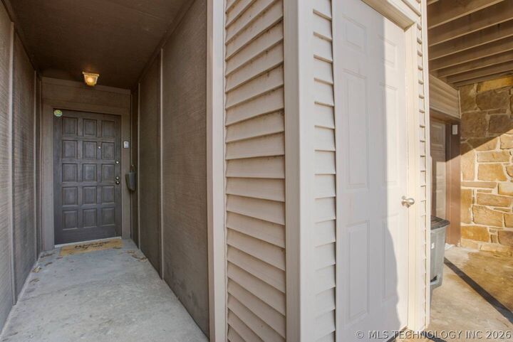 Property Photo:  3704 S Madison Avenue  OK 74105 