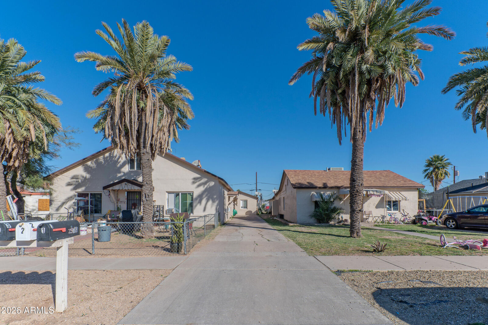 Property Photo:  2916 E Monroe Street  AZ 85034 