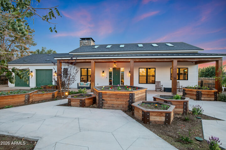 Property Photo:  129 E Water Tank Road  AZ 85296 