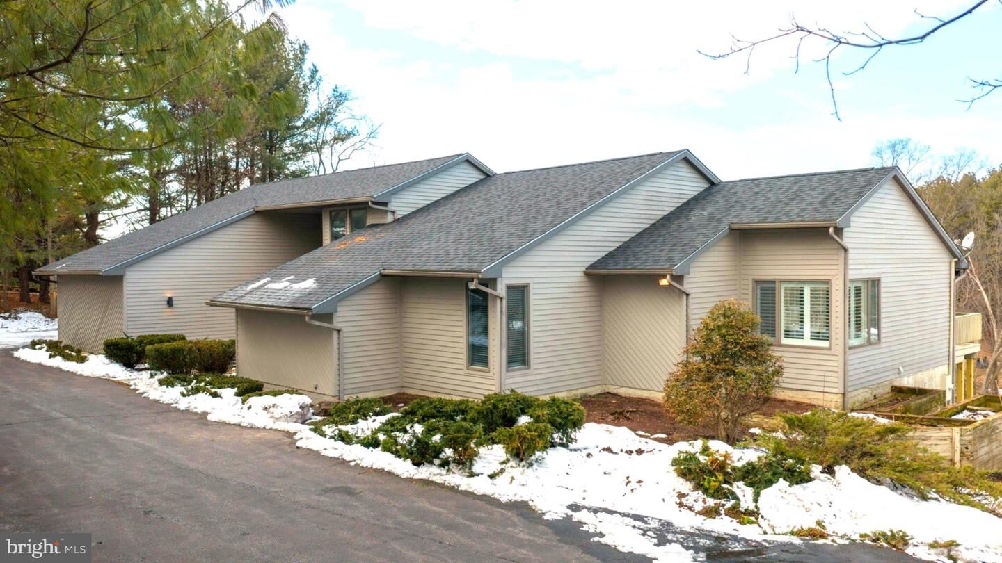 Property Photo:  116 Clubhouse Drive  PA 19506 