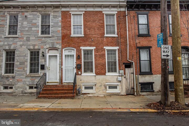Property Photo:  1313 N Walnut Street  DE 19801 