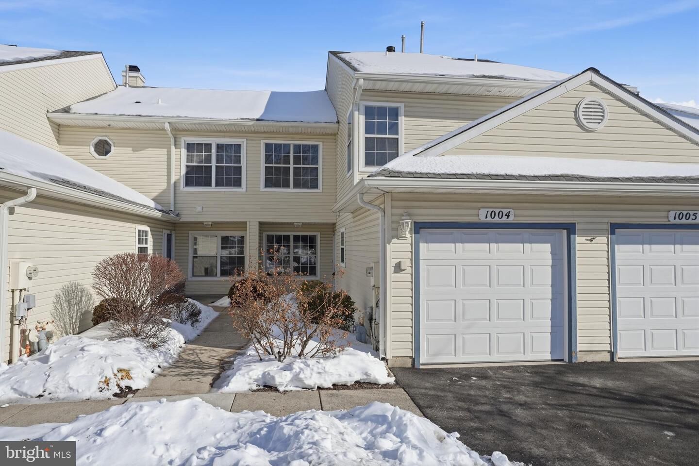 Property Photo: 1004 Waterford Road PA 19067