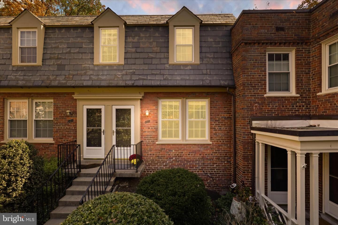 Property Photo:  1401 S Barton Street 231  VA 22204 