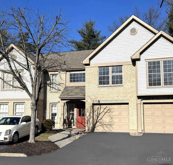 Property Photo:  492 Mapleleaf Drive  OH 45255 