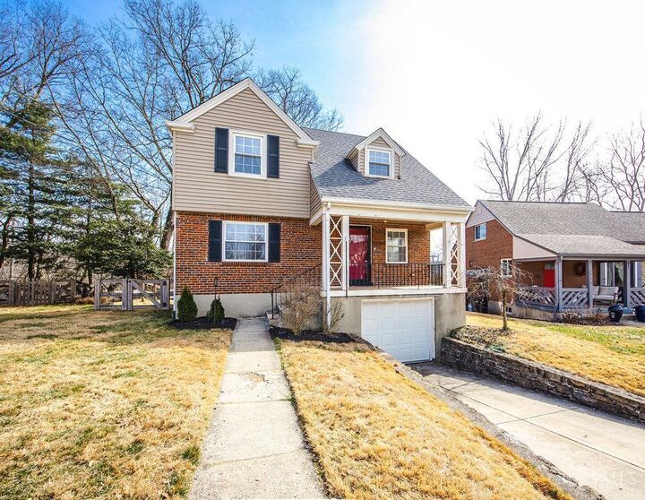 Property Photo:  3264 Ashwood Drive  OH 45213 