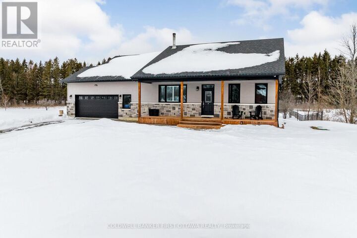 Property Photo:  120 Stirling Crescent  ON K0G 1J0 