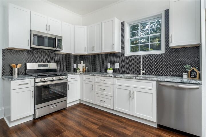 Property Photo:  1712 Evans Drive SW  GA 30310 