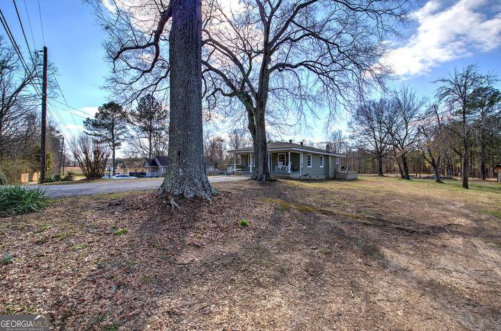 Property Photo:  92 S Avery Road SW  GA 30165 