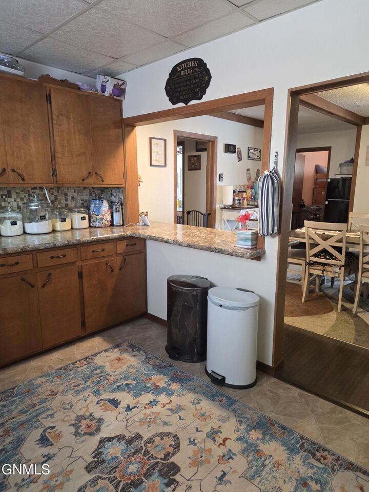 Property Photo:  307 5th Avenue  ND 58433 