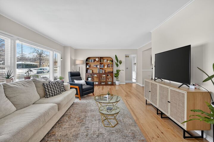 Property Photo:  2614 53rd Street  IA 50310 