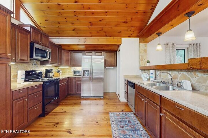 Property Photo: 3132 Hatcher Top Rd TN 37862