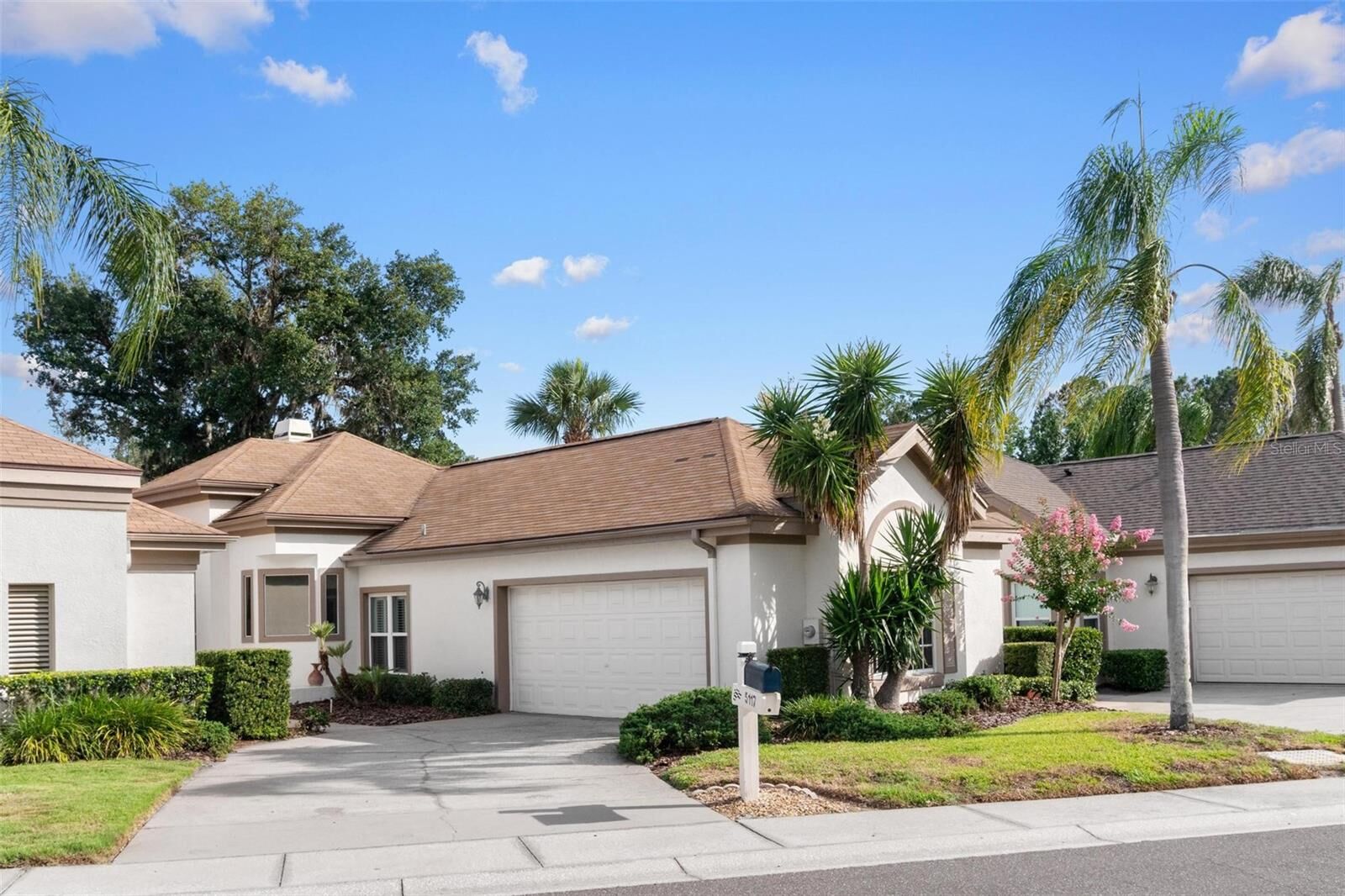 Property Photo: 5117 Fairway One Drive FL 33596