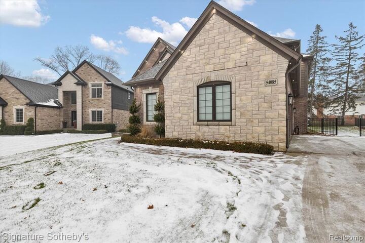 Property Photo: 54085 Deadwood Lane MI 48316 2375