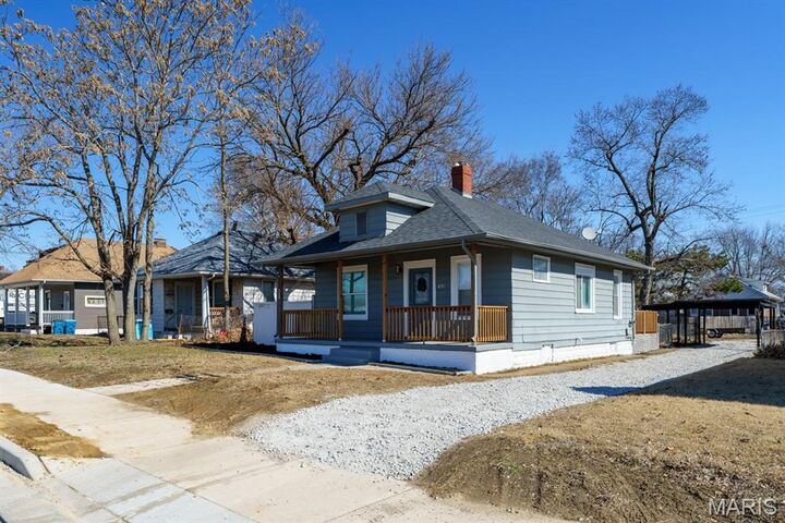 Property Photo:  451 N Wood River Avenue  IL 62095 