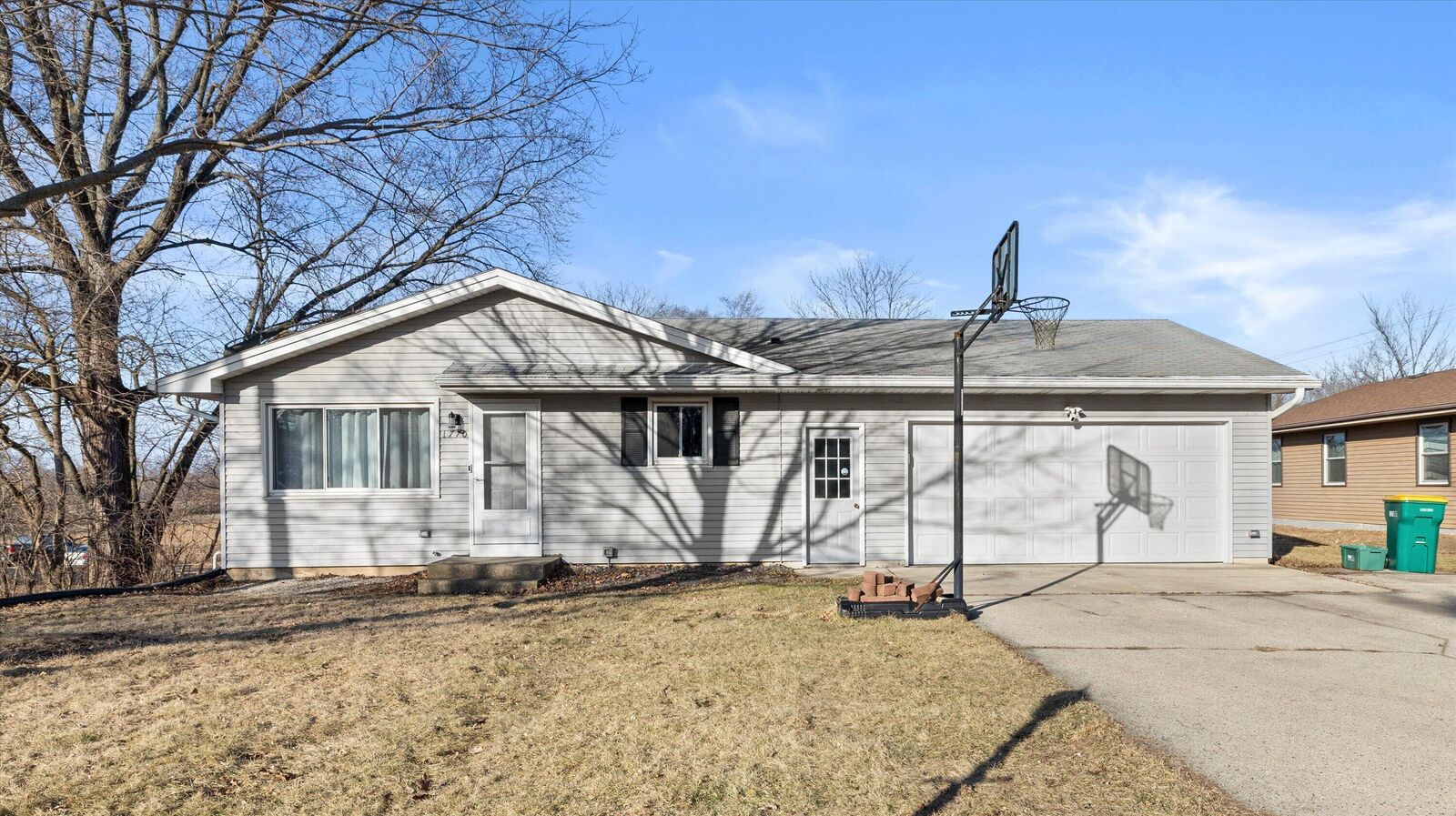 Property Photo:  1770 Main St  WI 53182 