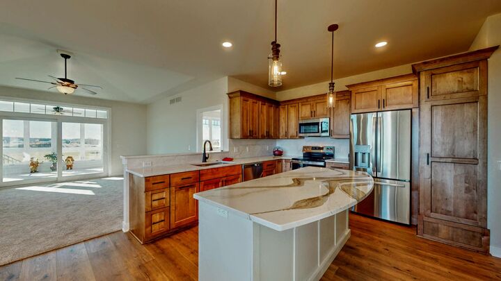 Property Photo: 726 E Reinel St WI 53549