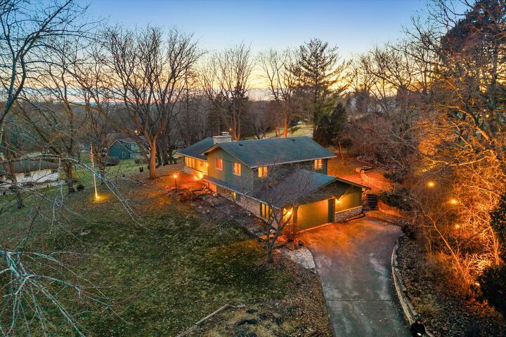 Property Photo: W260n5139 Autumn Trl WI 53072