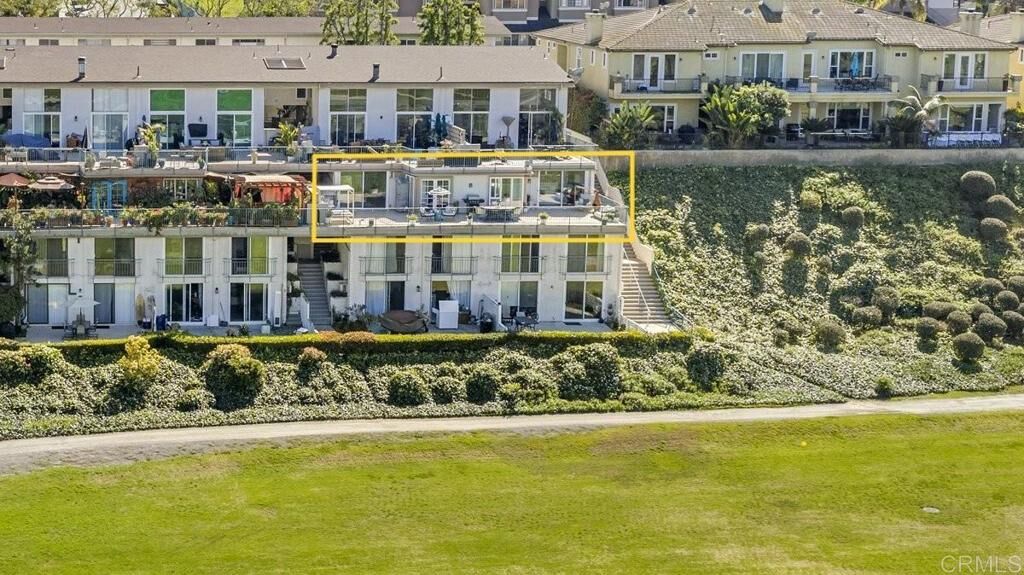 Property Photo:  2544 Navarra 12  CA 92009 