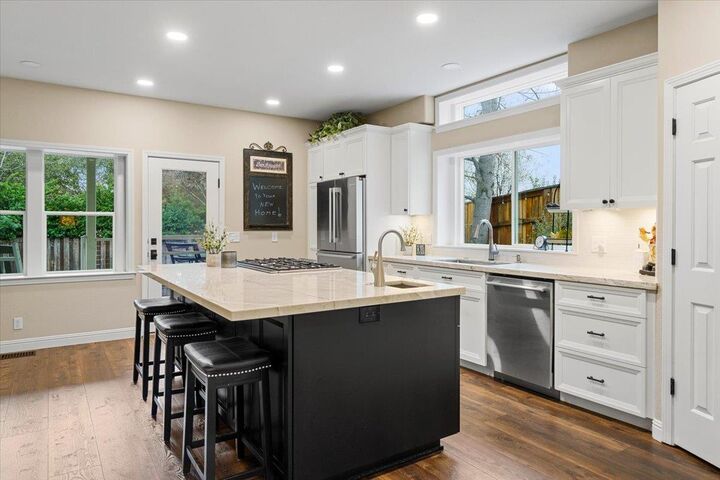 Property Photo:  3224 Veld Way  CA 95682 