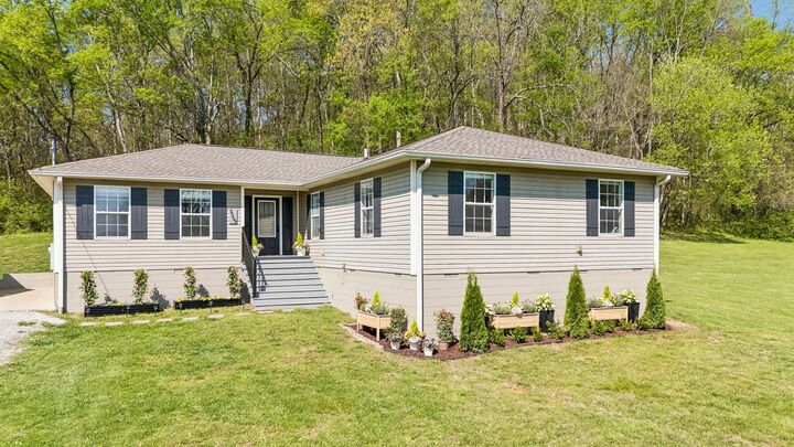 Property Photo:  5309 Carters Creek Pike  TN 37179 