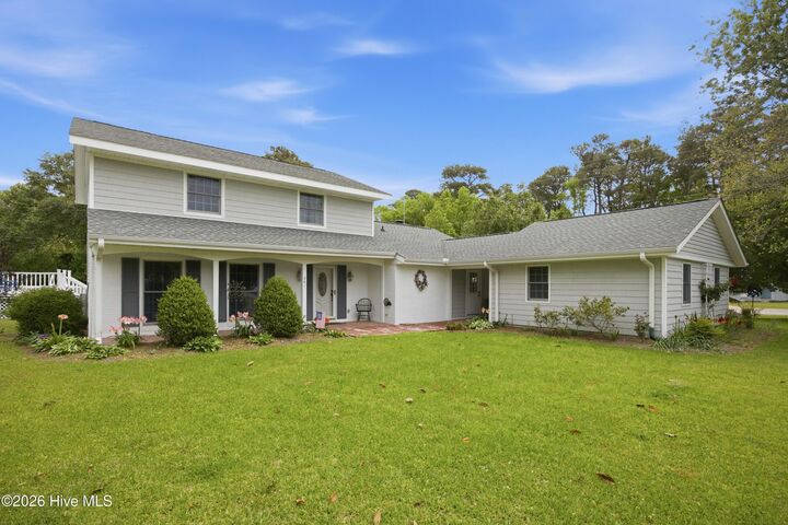 Property Photo:  201 Sycamore Drive  NC 28516 