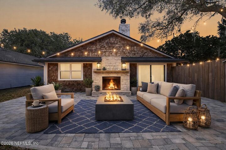 Property Photo: 4370 Lake Woodbourne Drive FL 32217