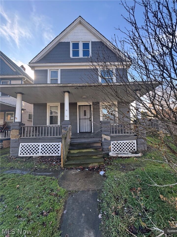 Property Photo:  4103 Denison Avenue Up  OH 44109 