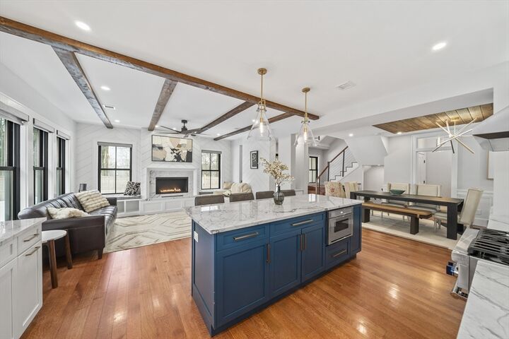 Property Photo:  300 Elliot Street 2  MA 02464 