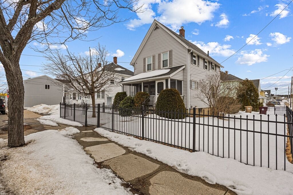 Property Photo:  374 East St  MA 01056 