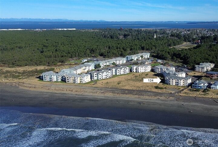 Property Photo:  1600 W Ocean Avenue 124  WA 98595 