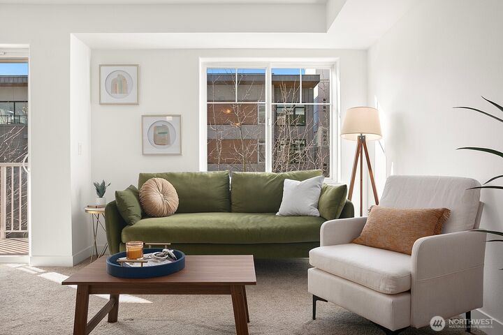 Property Photo:  1545 NW 57th Street 428  WA 98107 