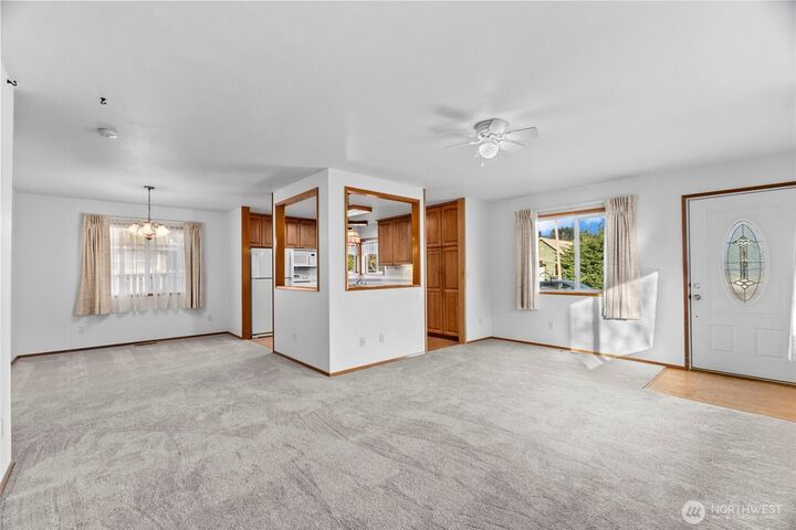 Property Photo:  266  Third Street  WA 98356 