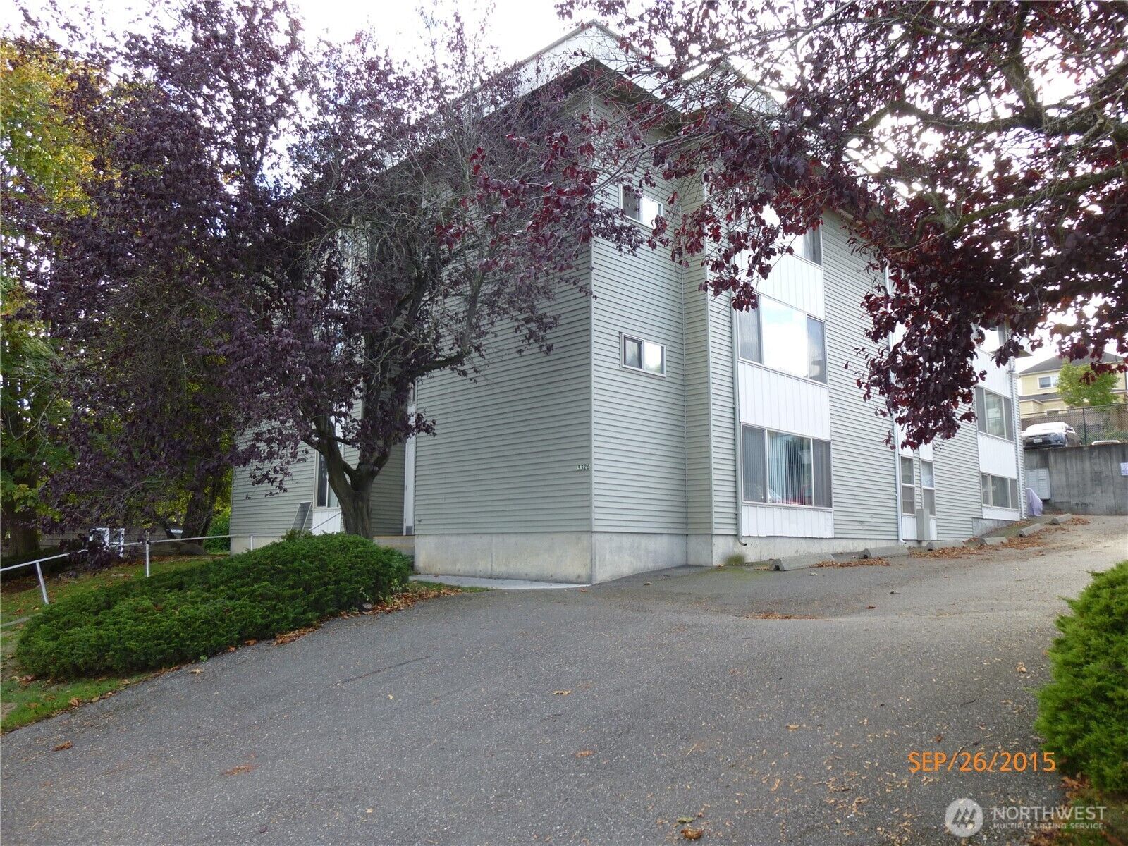 Property Photo:  3326  Lombard Avenue 25  WA 98201 