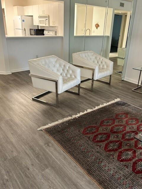 Property Photo:  9511 Weldon Circle 412  FL 33321 