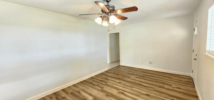 Property Photo: 1364 Beagle TX 77632