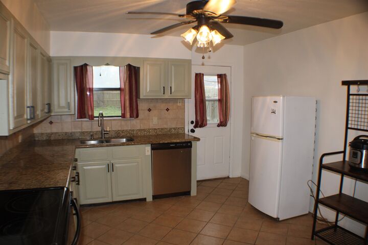 Property Photo: 2343 W Lucas Dr. TX 77706