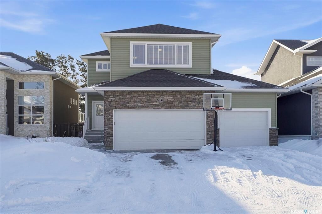 Property Photo:  516 Atton Lane  SK S7W 0K4 