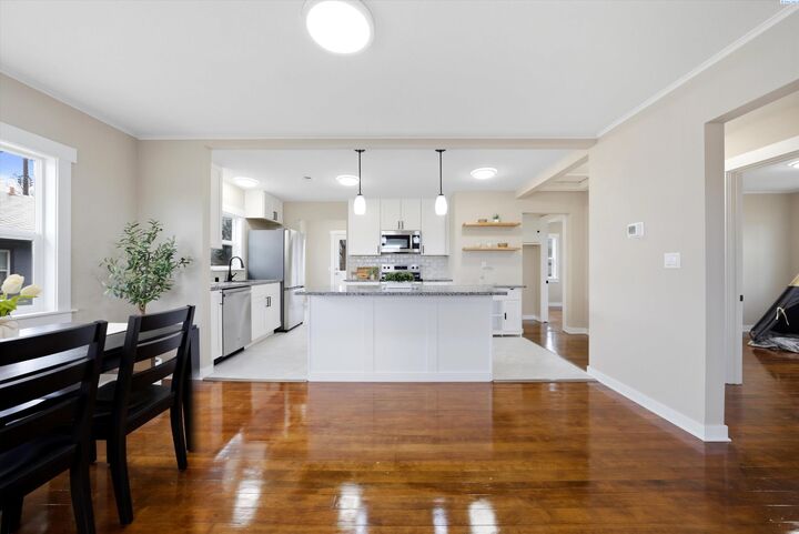 Property Photo: 107 George Washington Way WA 99352