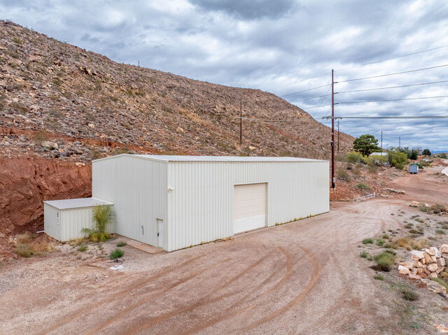 Property Photo:  555 E Nichols Peak Rd  UT 84780 