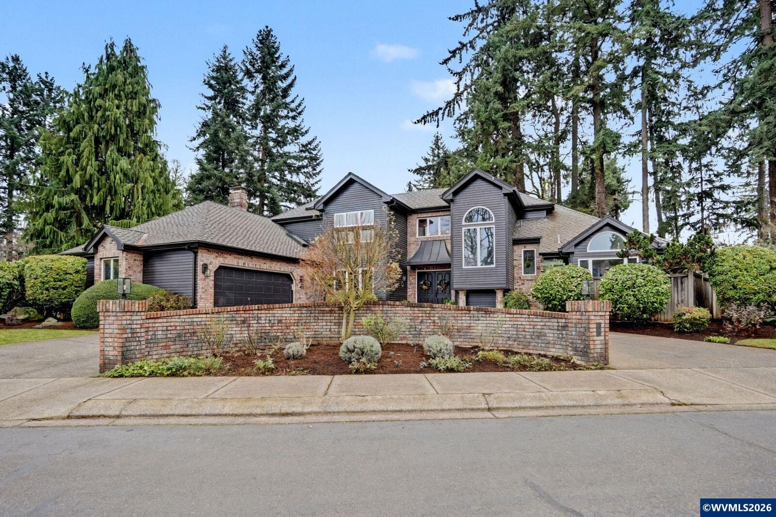Property Photo: 670 Palisades Dr SE OR 97302