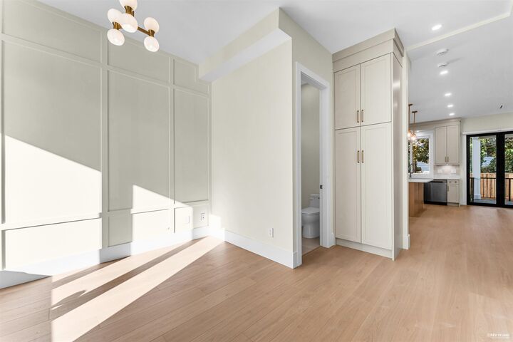 Property Photo: 11741 80 Avenue BC V4C 1Y1