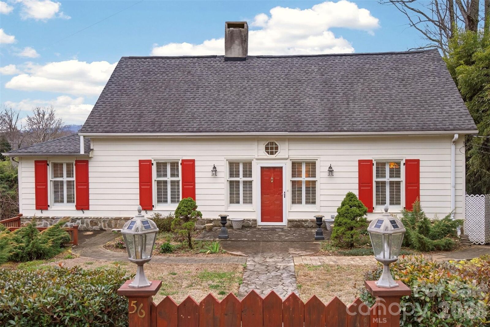 Property Photo:  56 Whitney Avenue  NC 28782 