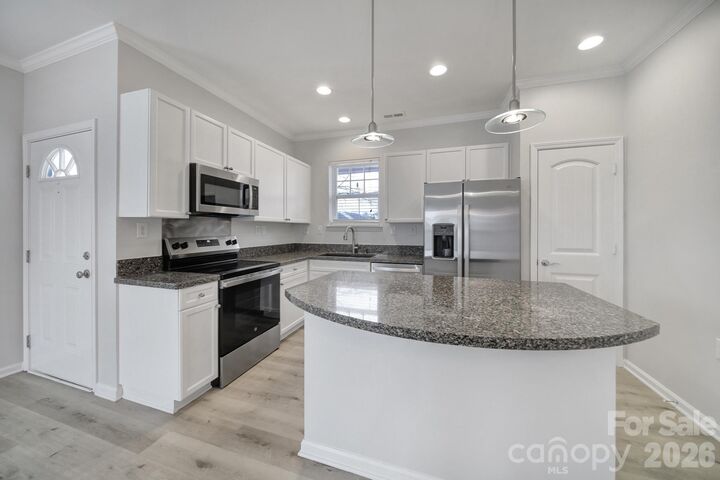 Property Photo:  15437 Coventry Court Lane  NC 28277 