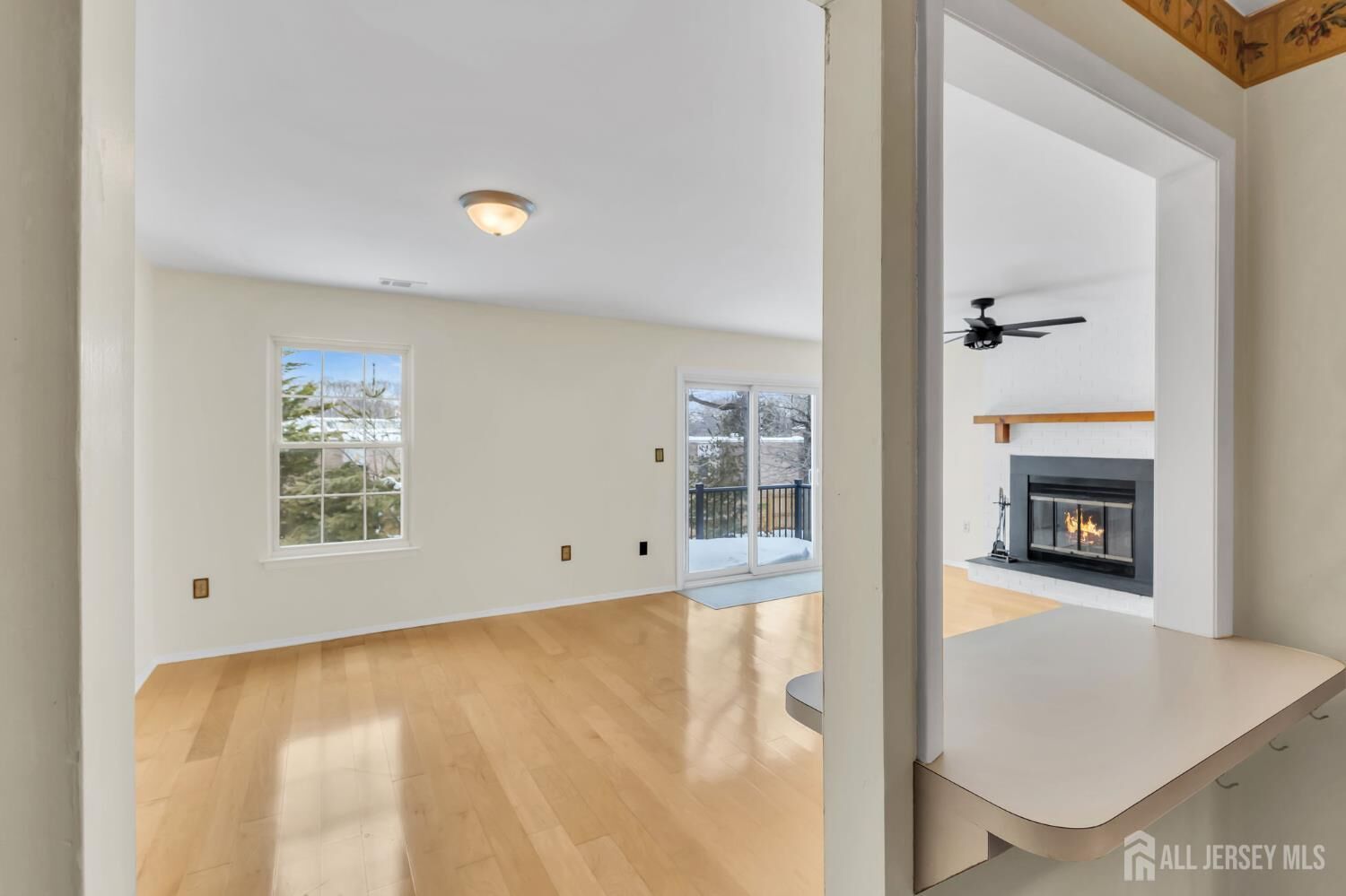 Property Photo:  46 Lane Court  NJ 08857 