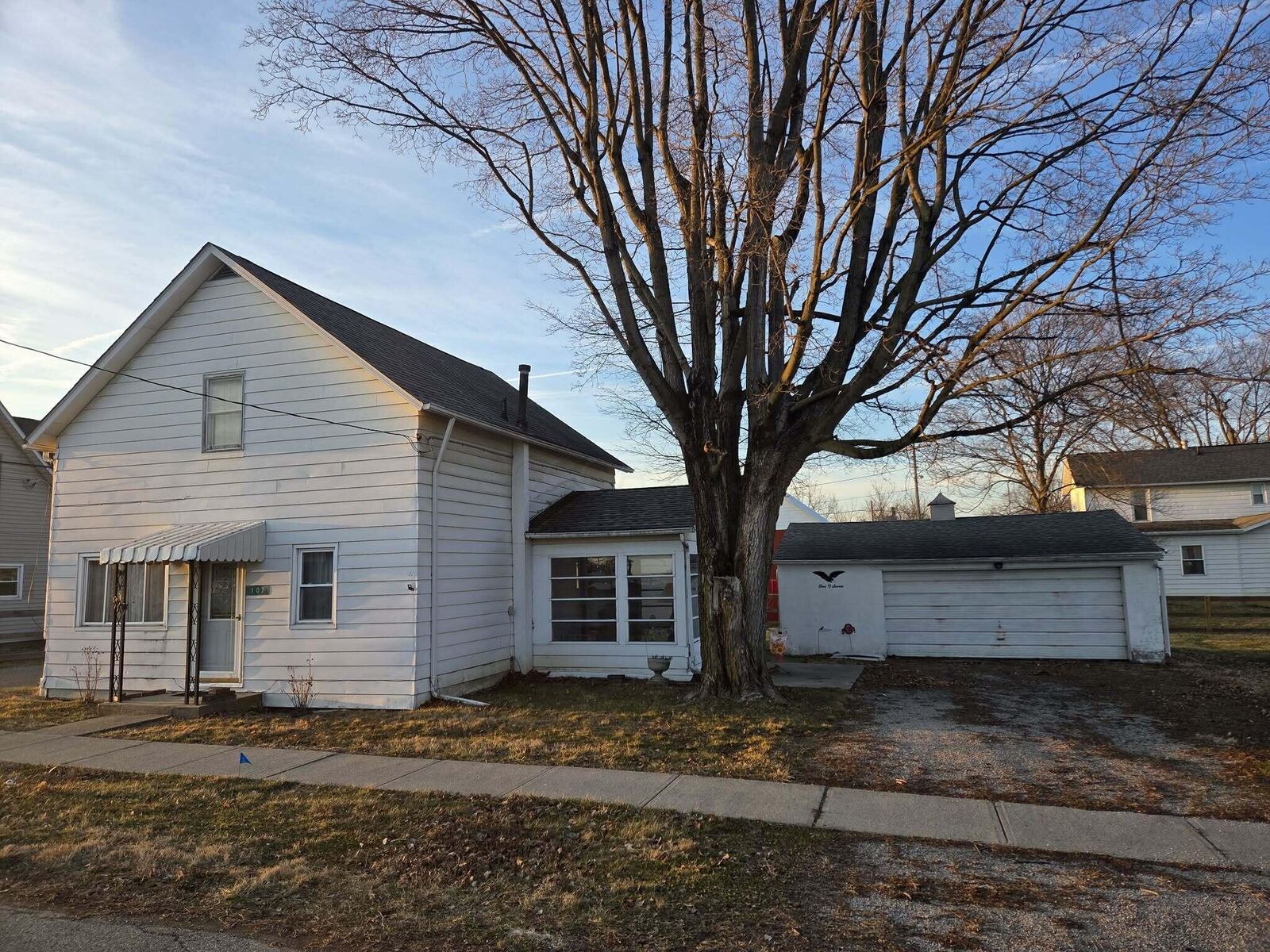 Property Photo:  107 E North Street  OH 43025 