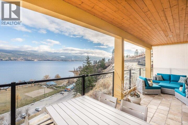 Property Photo: 14419 Downton Avenue 207 BC V0H 1Z1